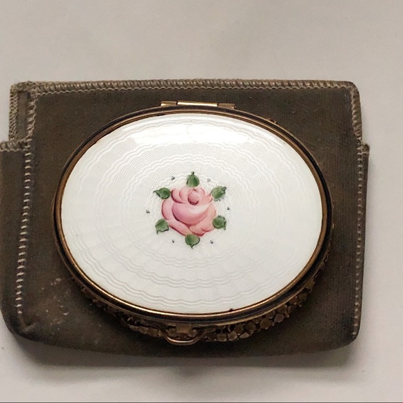 1940s White Guilloche Evans Gold Mesh Mirrored Compact - Picture 2 of 6